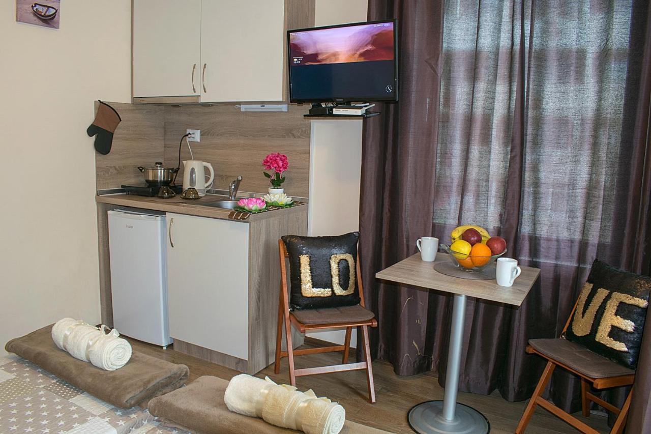 Flora Beach Apartaments Burgas Bagian luar foto